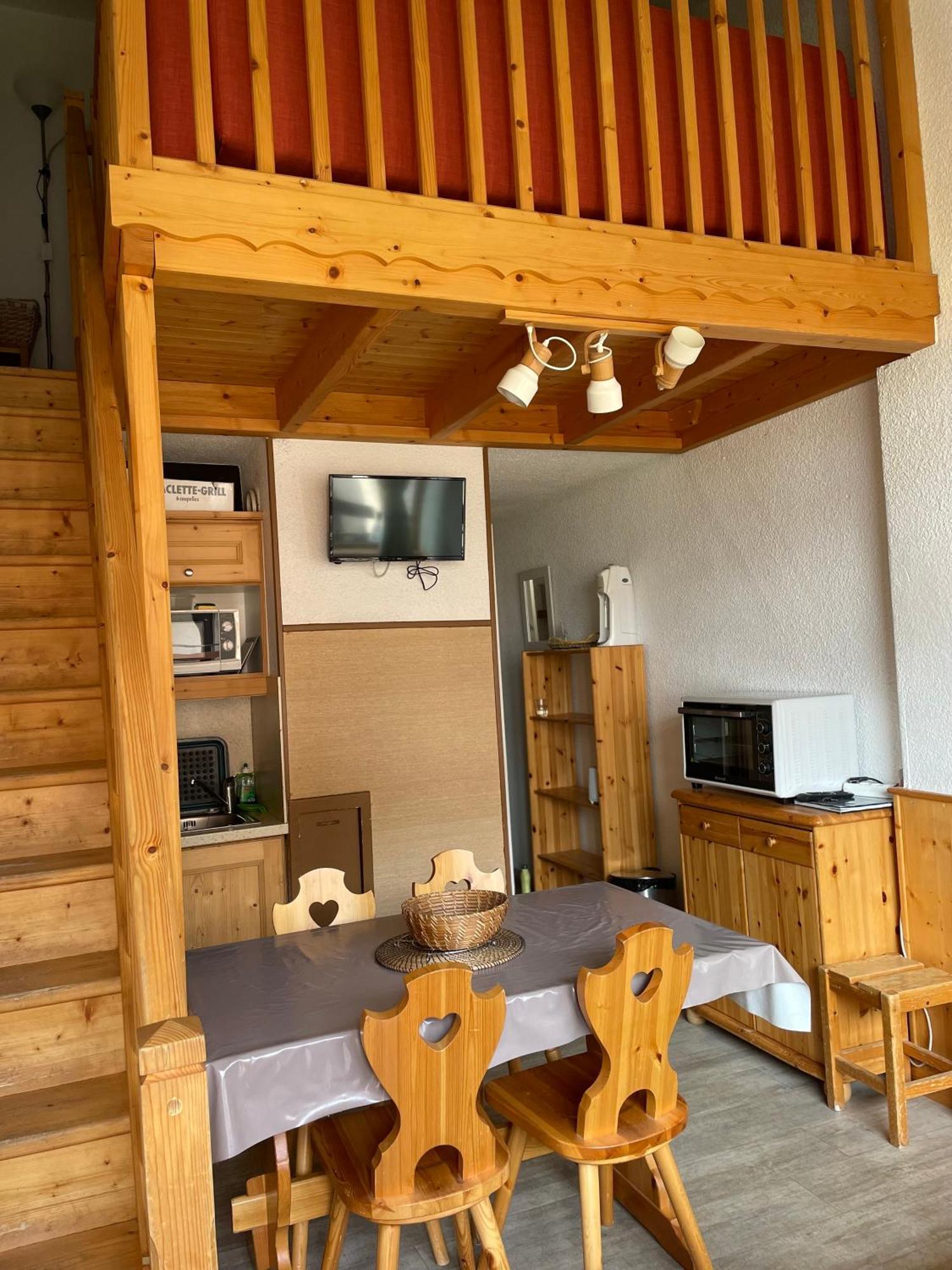 Appartement Pour 6 Personnes Au Pied Des Pistes Au Calme Aux Menuires Les Asters Saint-Martin-de-Belleville Luaran gambar